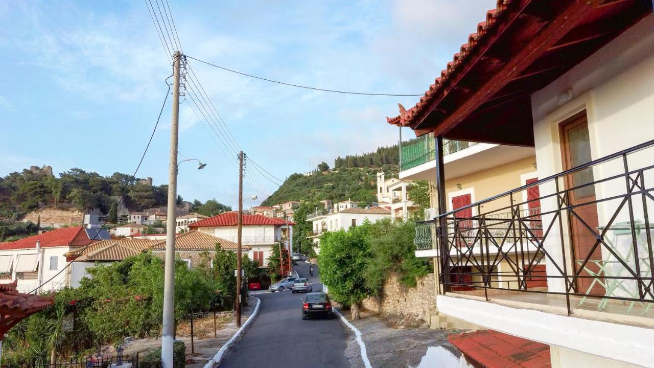 Ferienwohnung Prana'S Castle Kyparissia Exterior foto